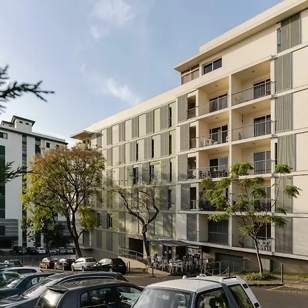 Ilheus Iii By An Island Apartman *